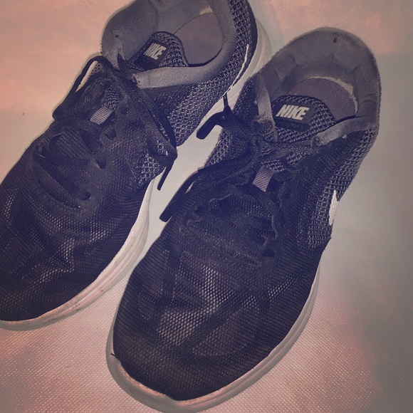 nike extra wide shoes mens